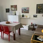 Casa vacanze Casa Tiffany Tra E Monti *